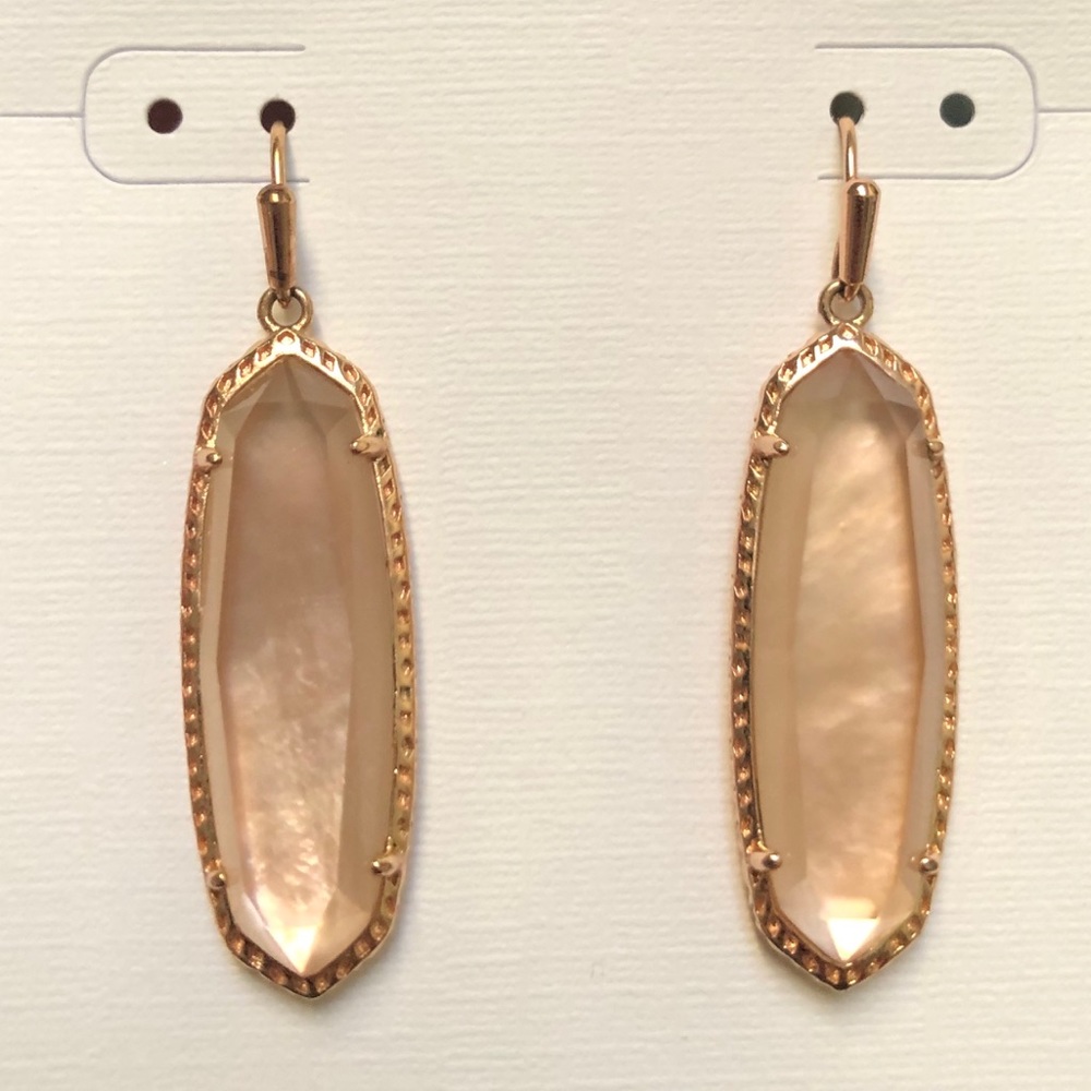 Kendra Scott Layla earrings-peach illusion